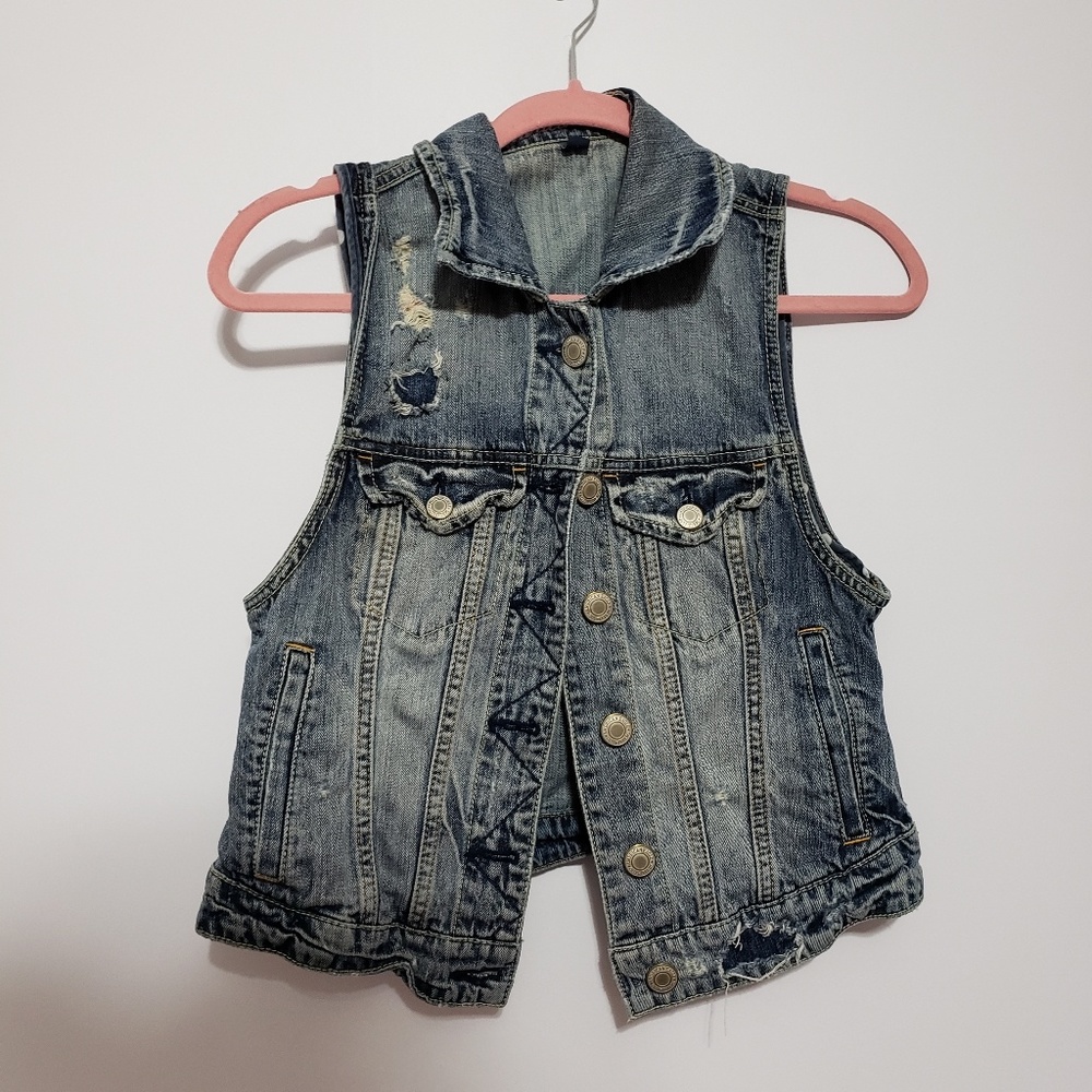 American Eagle Jean Vest.